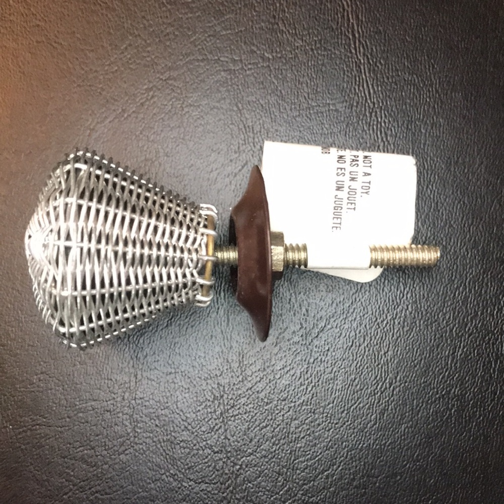Two drawer knobs - Picture 2 of 5